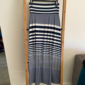 Maxi skirt
